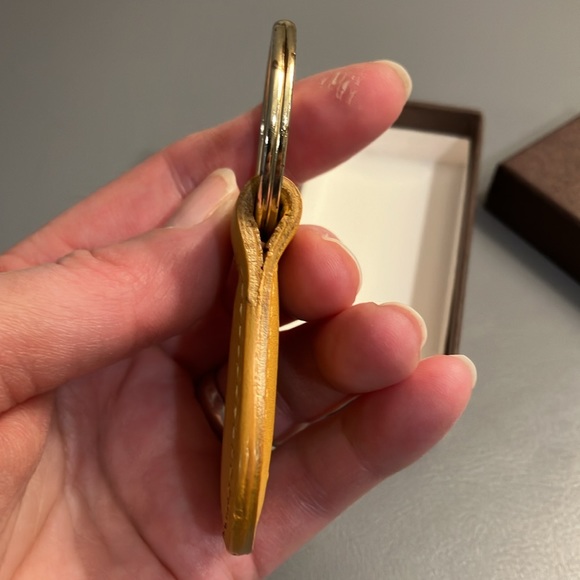 Coach Vintage Classic Key Fob - Picture 7 of 13